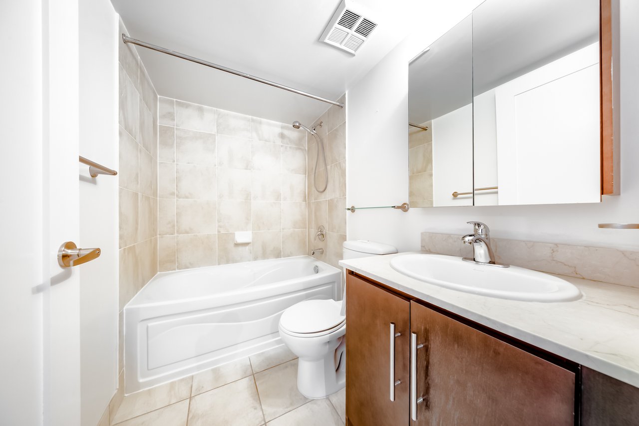 20 Blue Jays Way Unit 1705