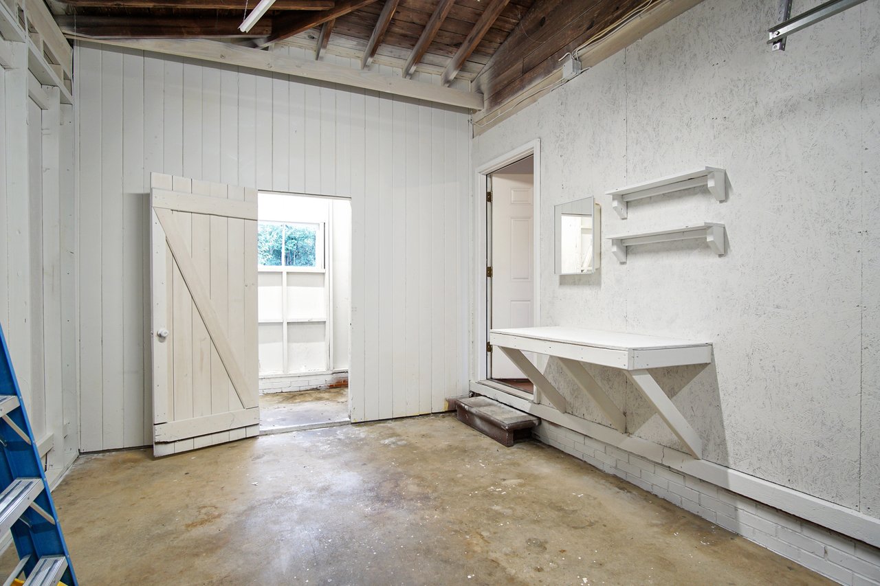 a spacious utility room