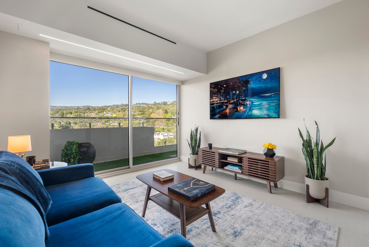 838 N Doheny Dr Unit: 1202, West Hollywood