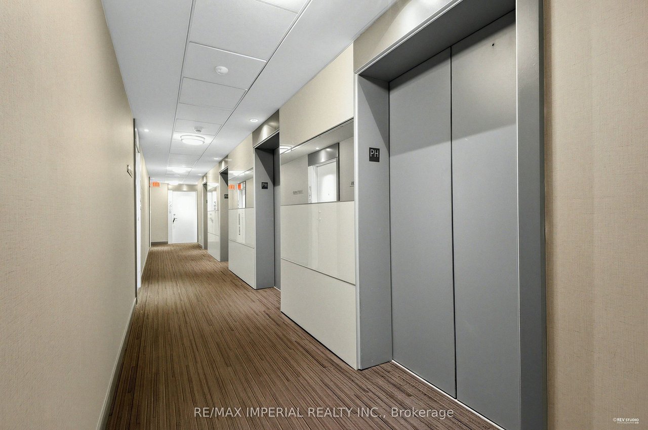 LUXURY SOUTHWEST PENTHOUSE