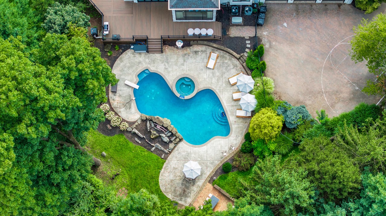 5 Abbington Way, Mendham Twp.