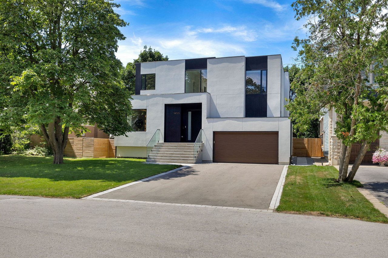 1405 Acton Crescent