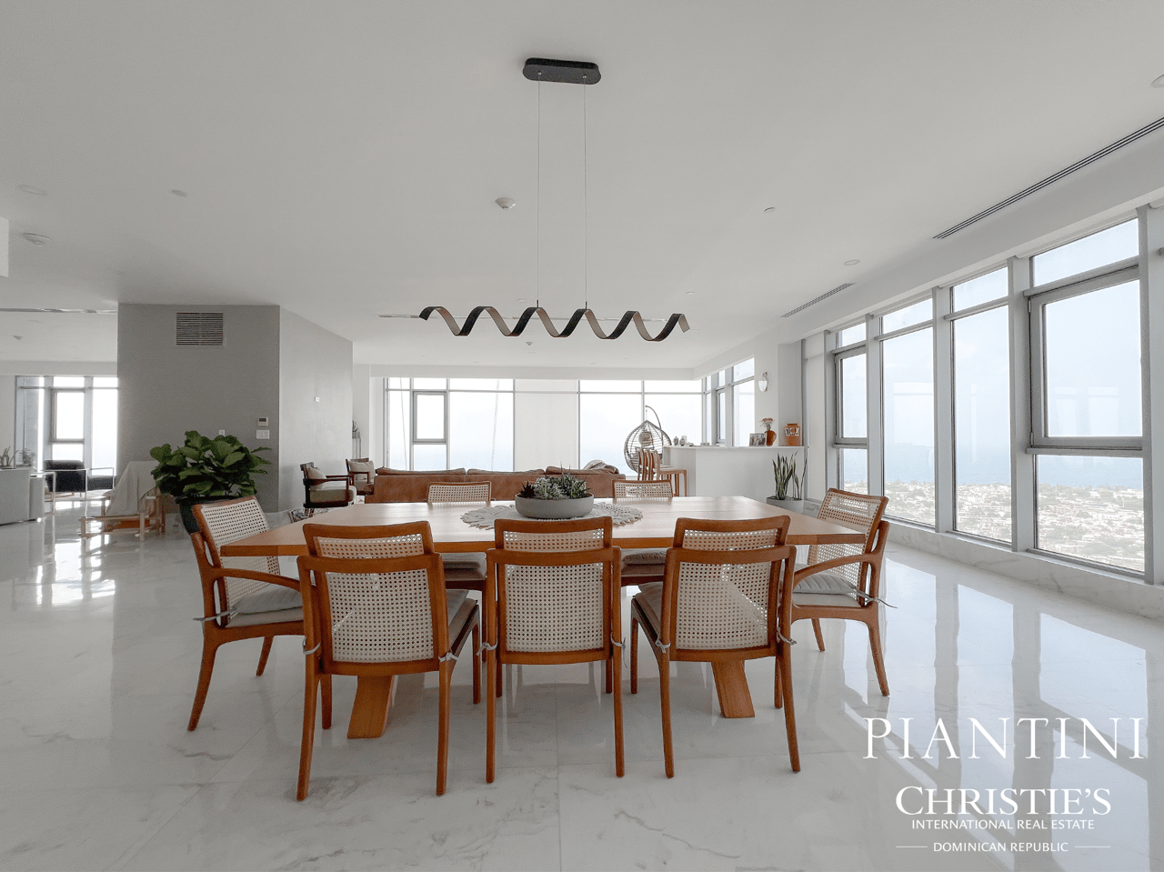 Seurat Luxury Condo