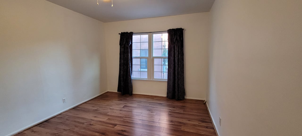 4 Units in Los Angeles