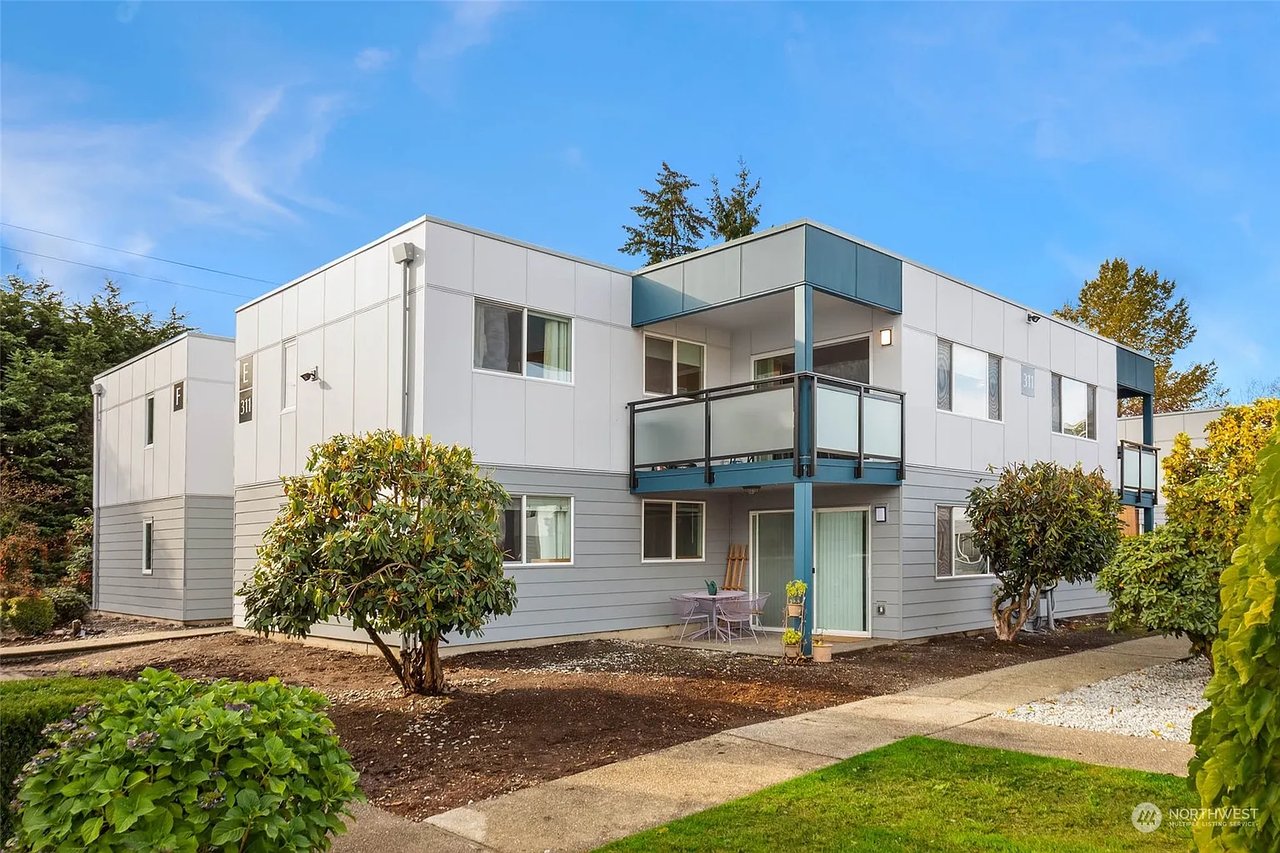 311 128th St SE, #E210