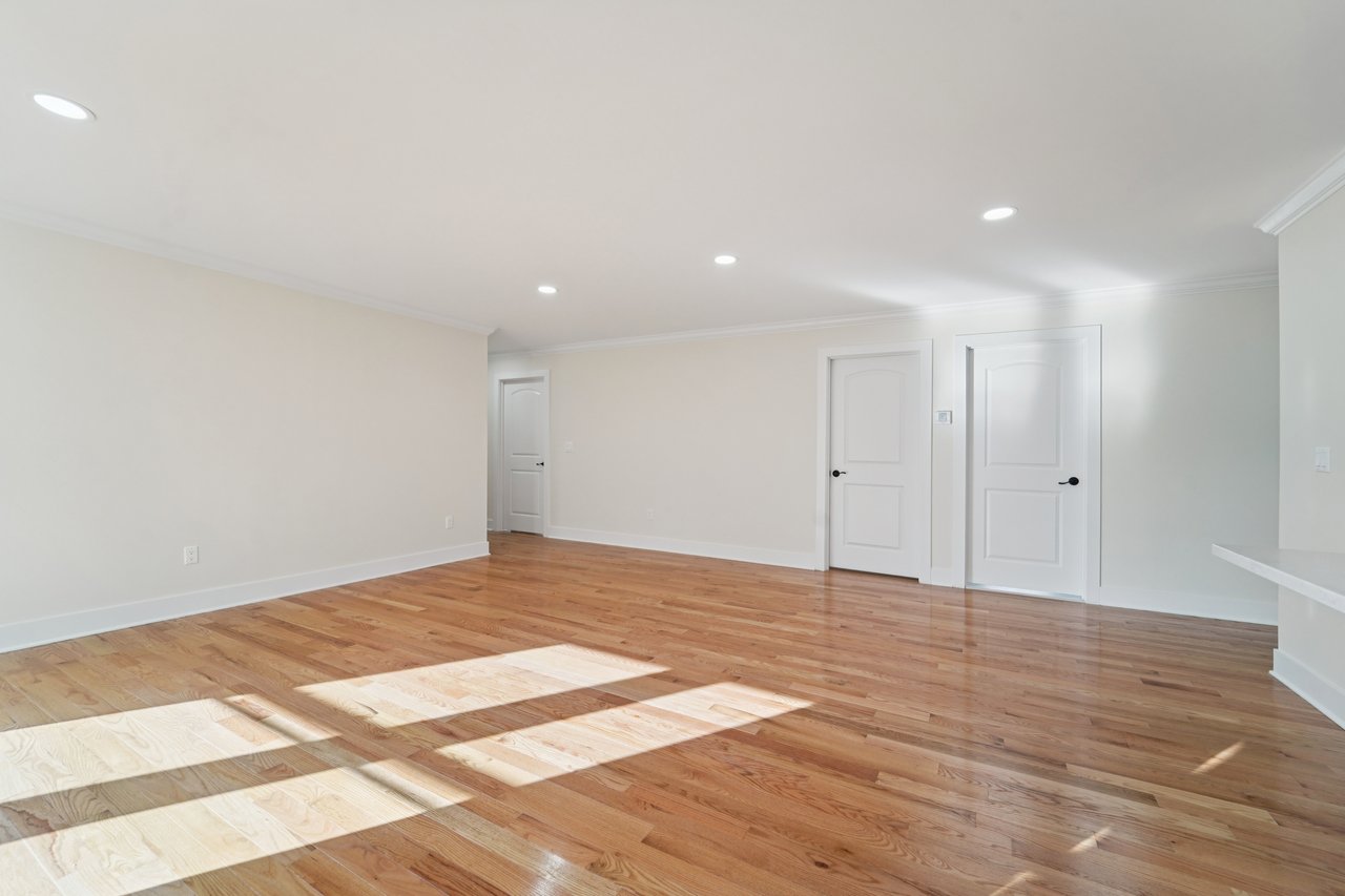 219 Mile Square Road