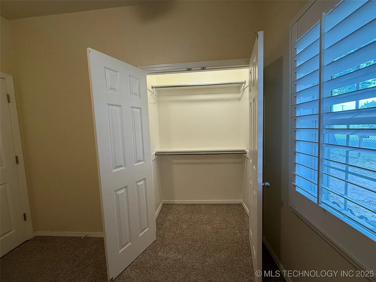 116 SW 5th St