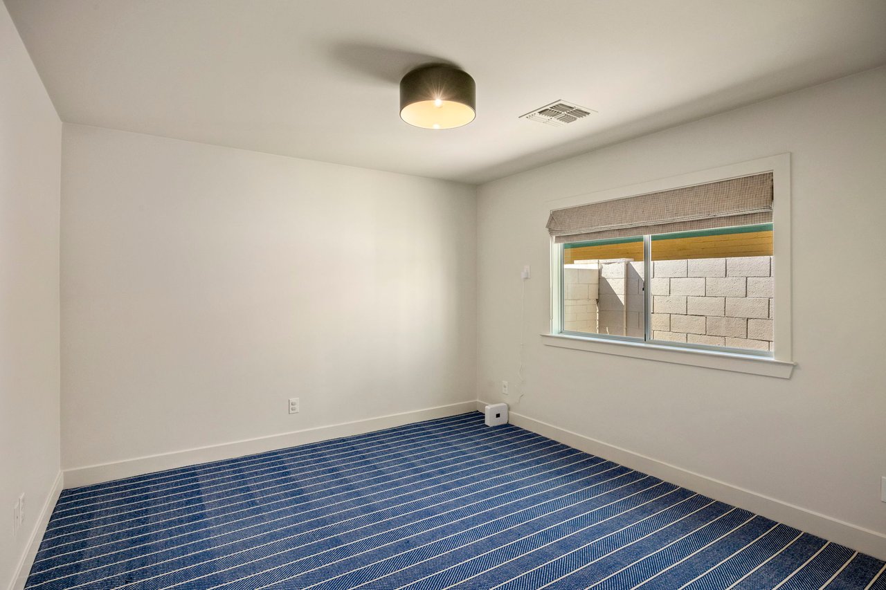 4713 E CALLE REDONDA