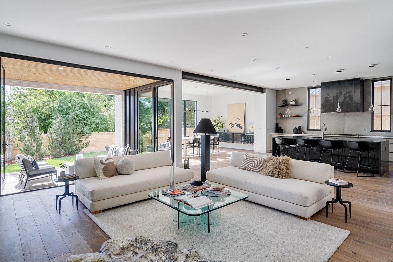  2565 S JACKSON STREET 