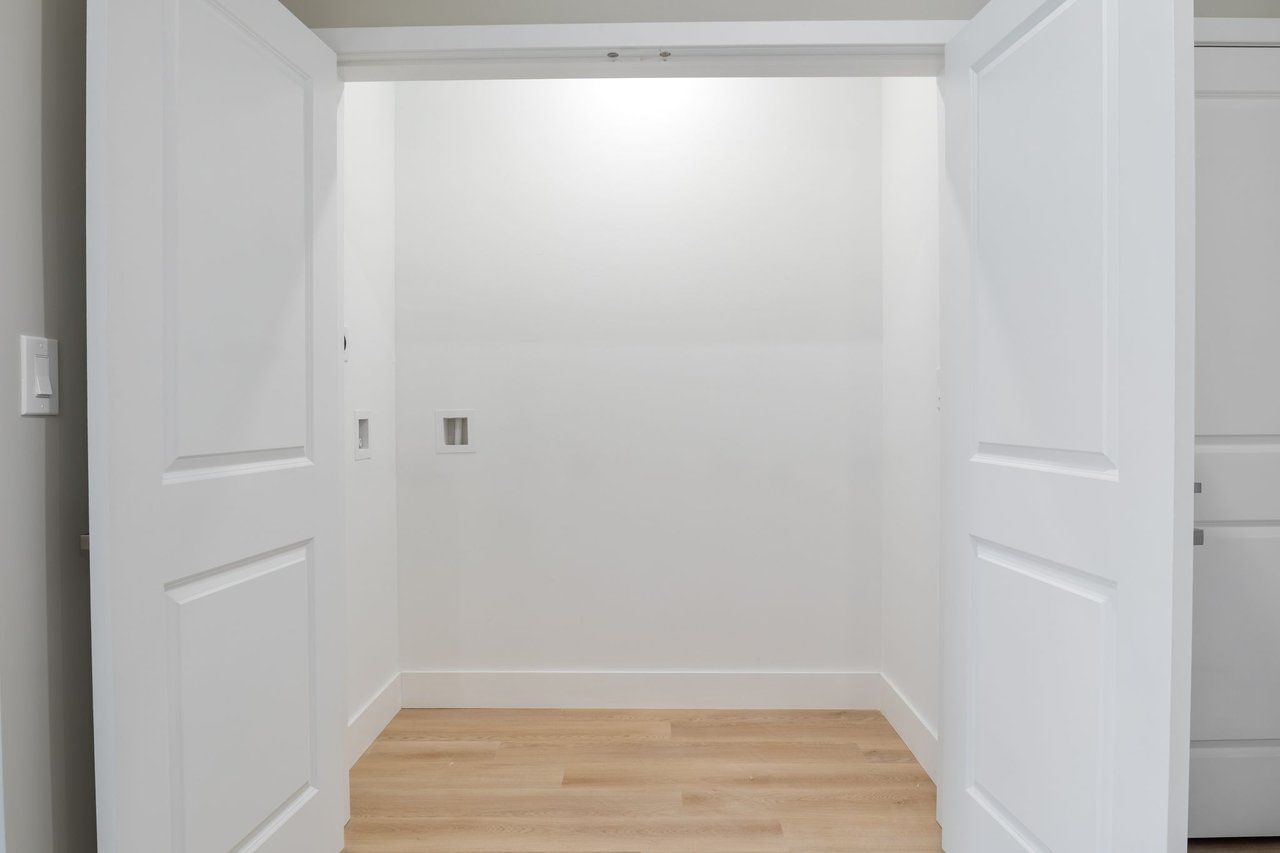 298 Main Street, 3B