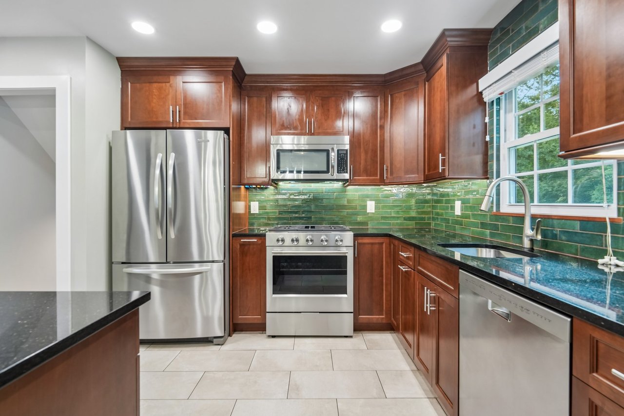 25 Ascot Way, Summit, NJ 07901