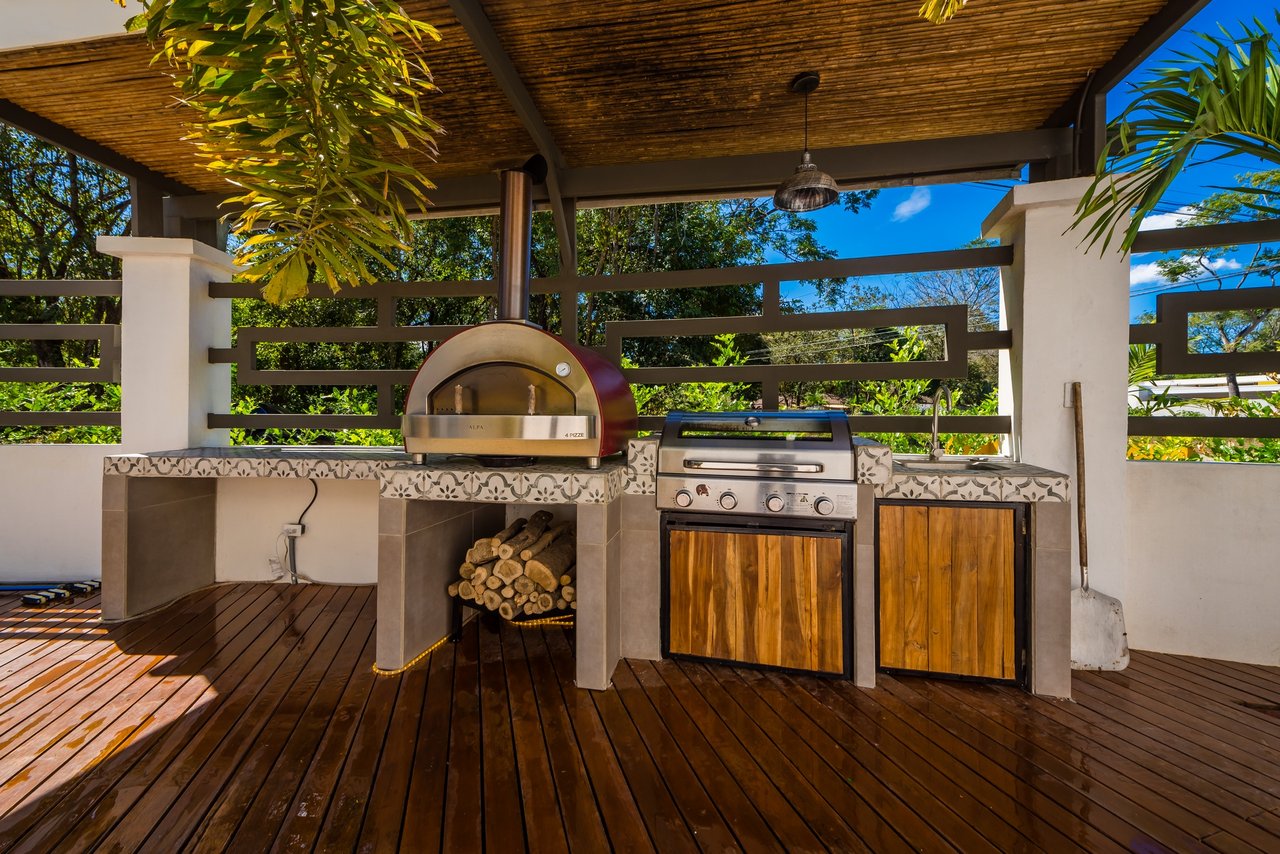 Casa Del Rio Potrero, Surfside