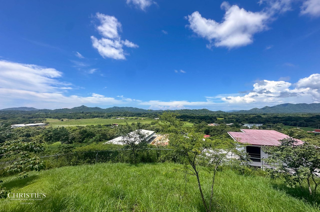 Residential Development Opportunity in Tun Tun Gated Community