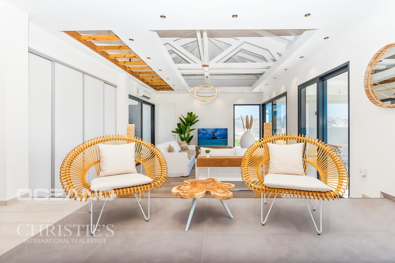 Modern Villa  - Hope Hill