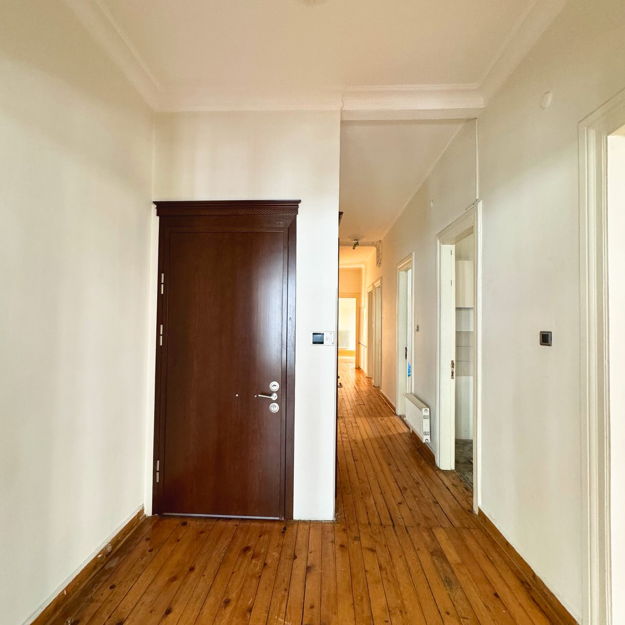 A 3+2 Cihangir flat in a Historical Apartment in Istanbul