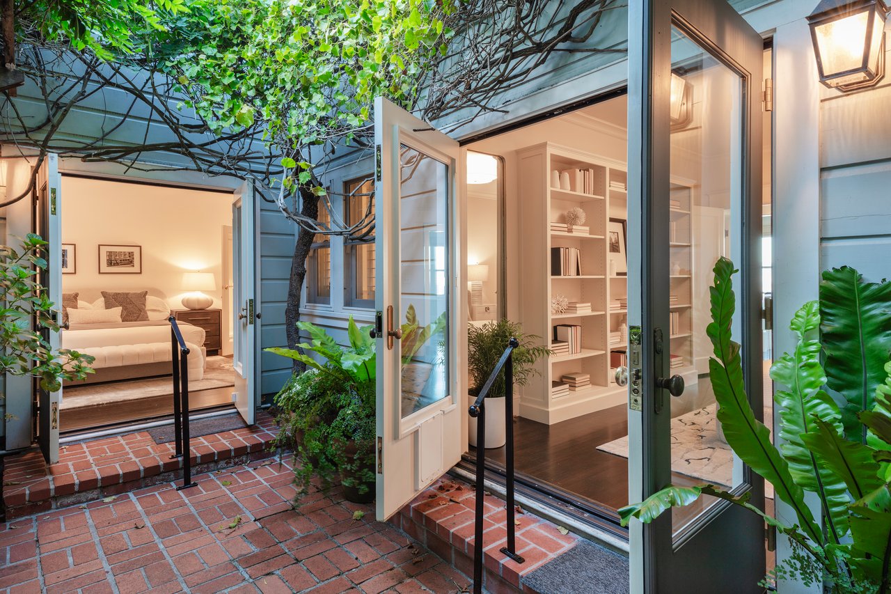 Jewel Box Home With Bridge Bay Views