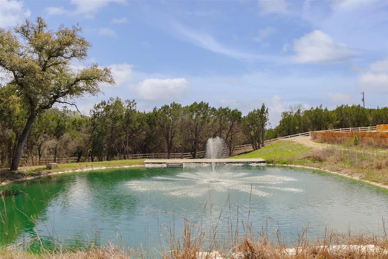 Incredible Equestrian Property - Main House, Guest House, Barn, Stables, Apartment, Riding Arena and Corrals