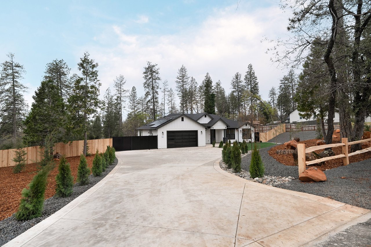 5745 Fickett