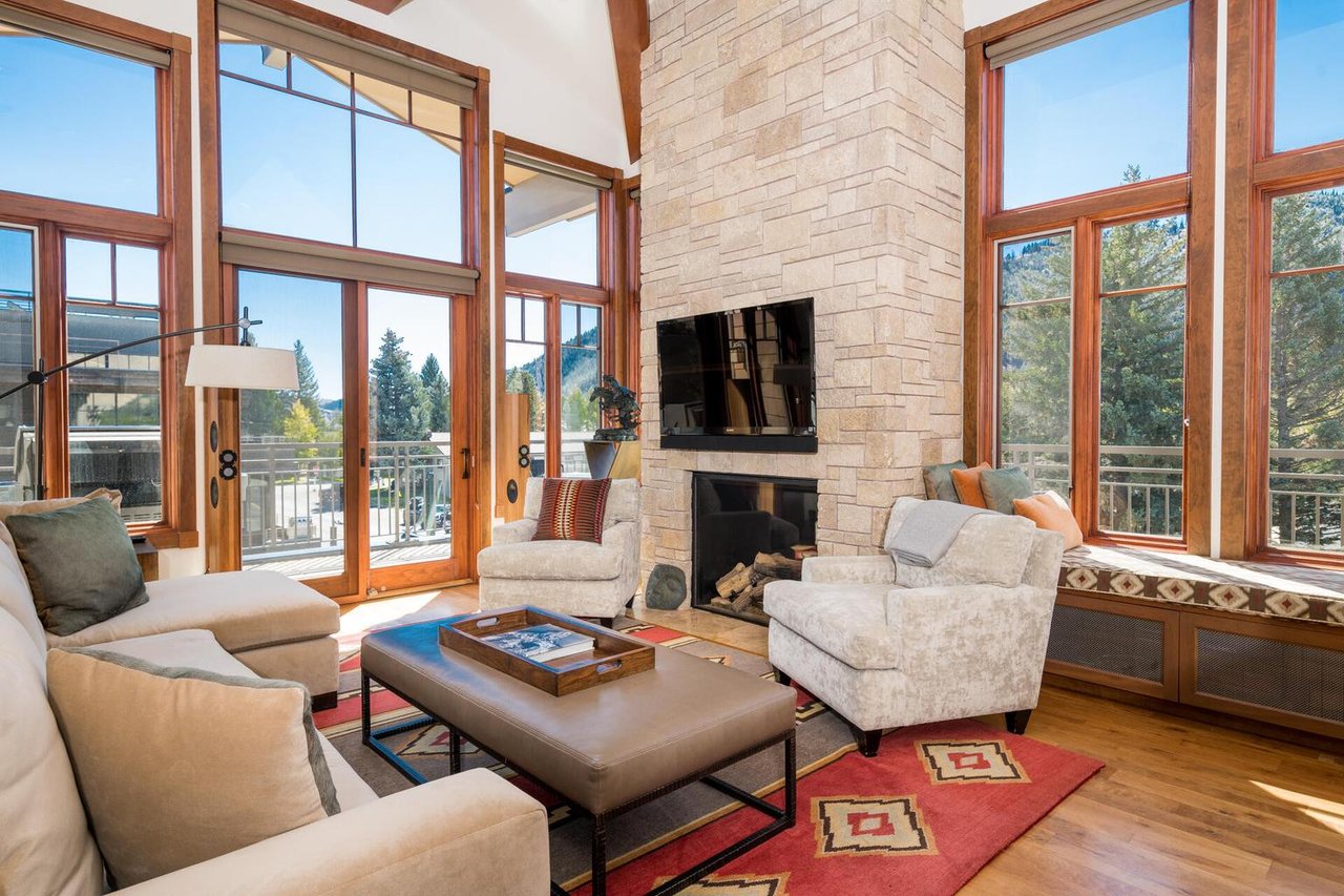 222 N 2nd Ave 23
