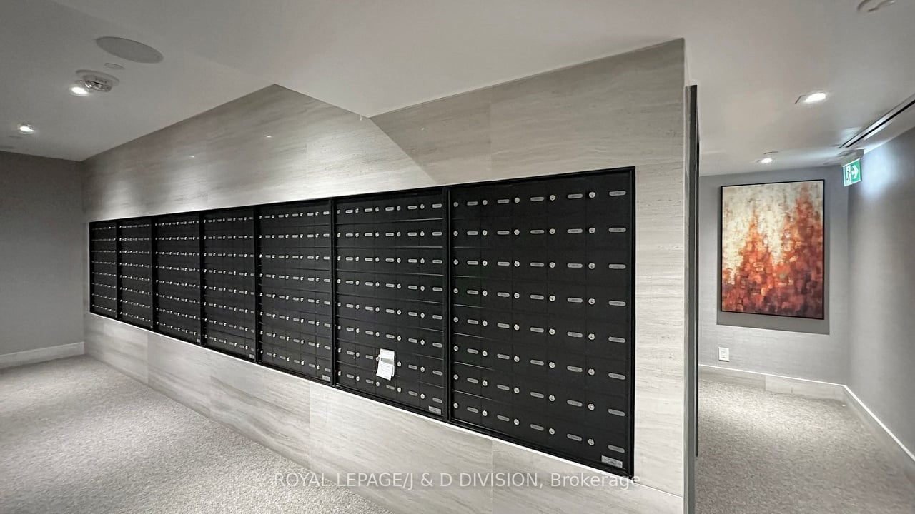 LUXURY ABOVE THE CITY PENTHOUSE