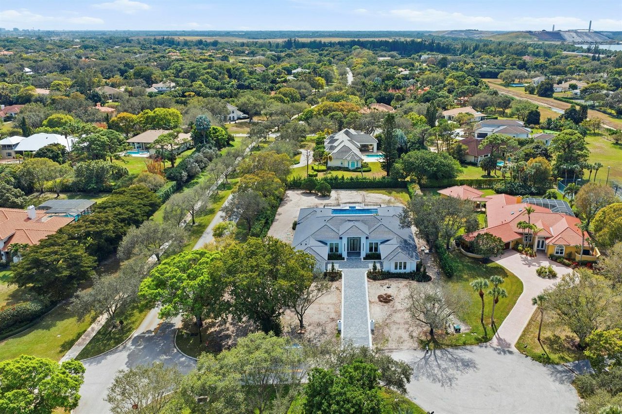 5770 Dixie Belle Road