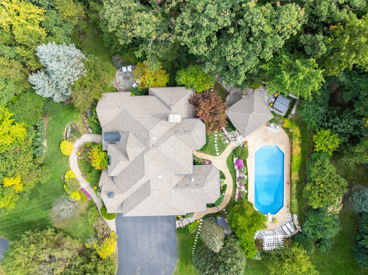 38W507 Fairway Drive, St. Charles