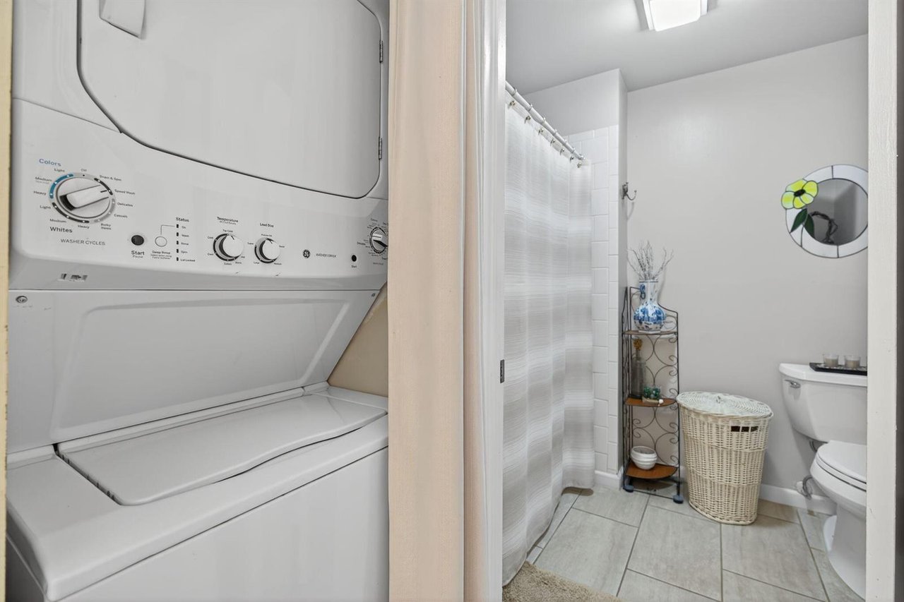 1605 S US Highway 1 Apt 8E