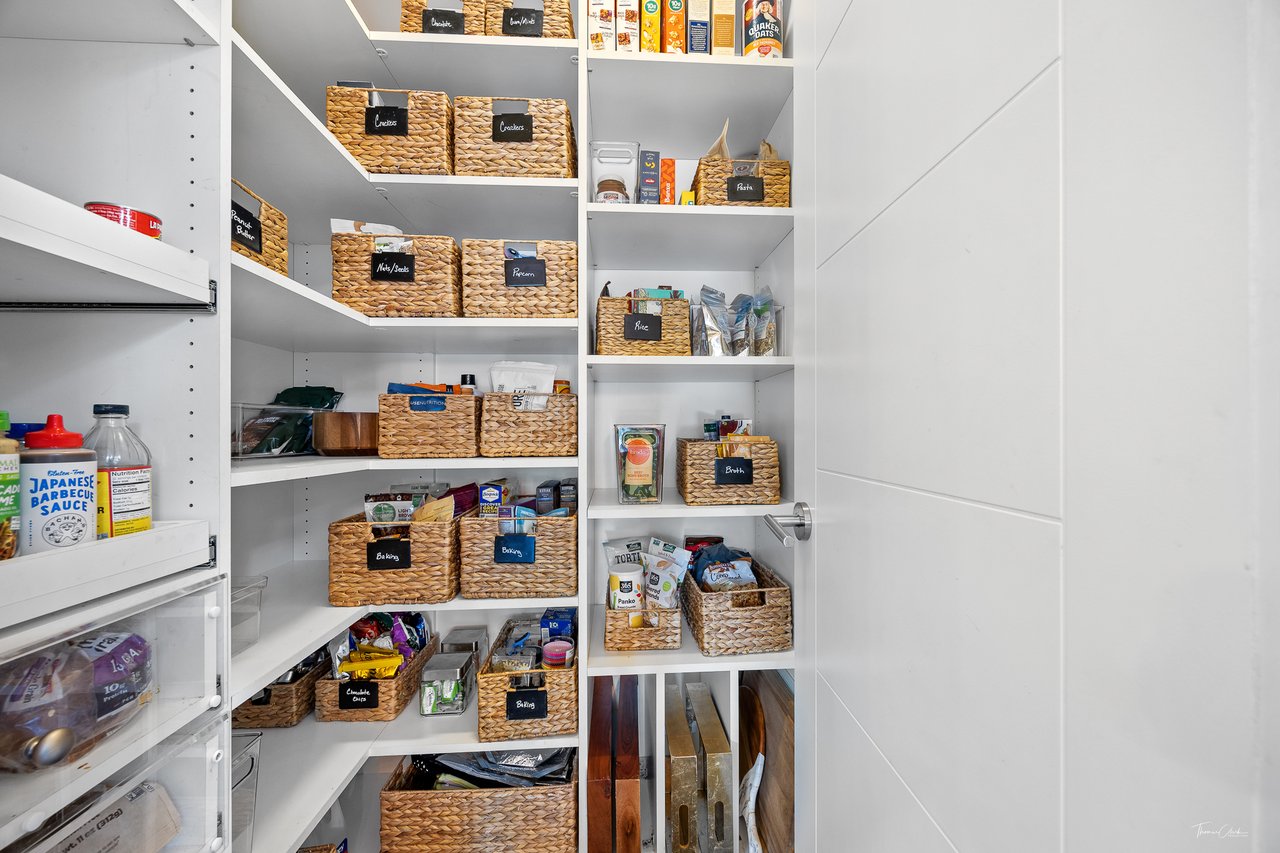 1950 Elmore Ave, Downers Grove