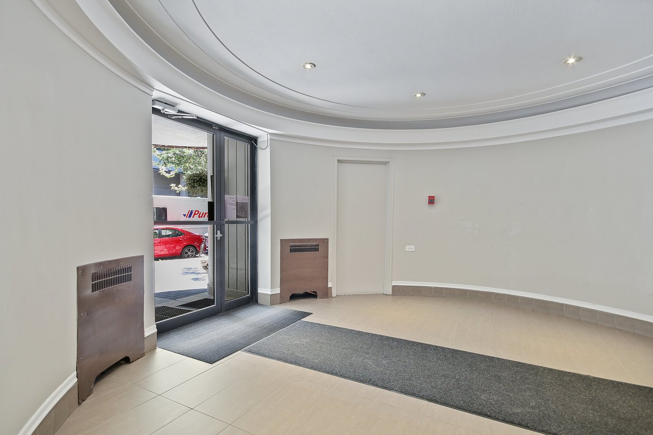 26 St. Joseph Street 609