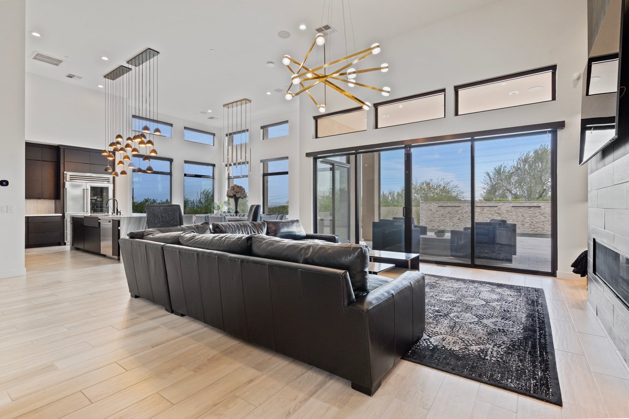 17237 E DESERT VISTA Trail