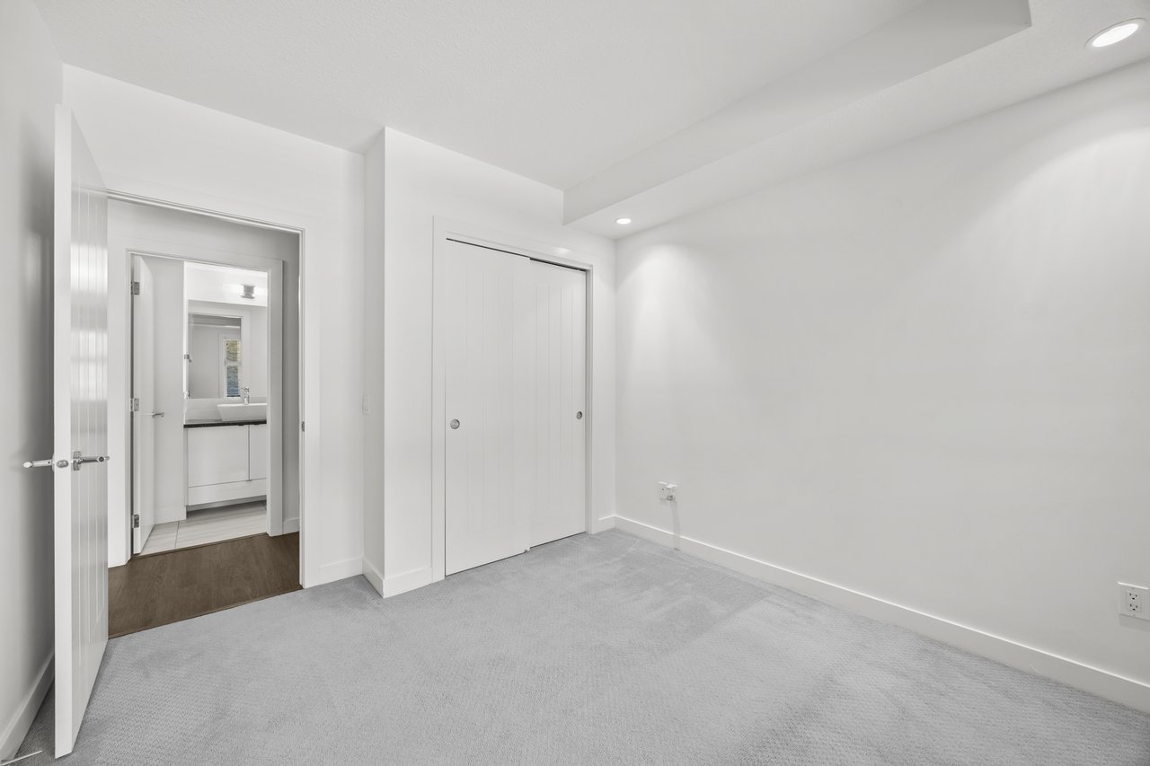 25 Aspenmont Heights SW Unit: 103