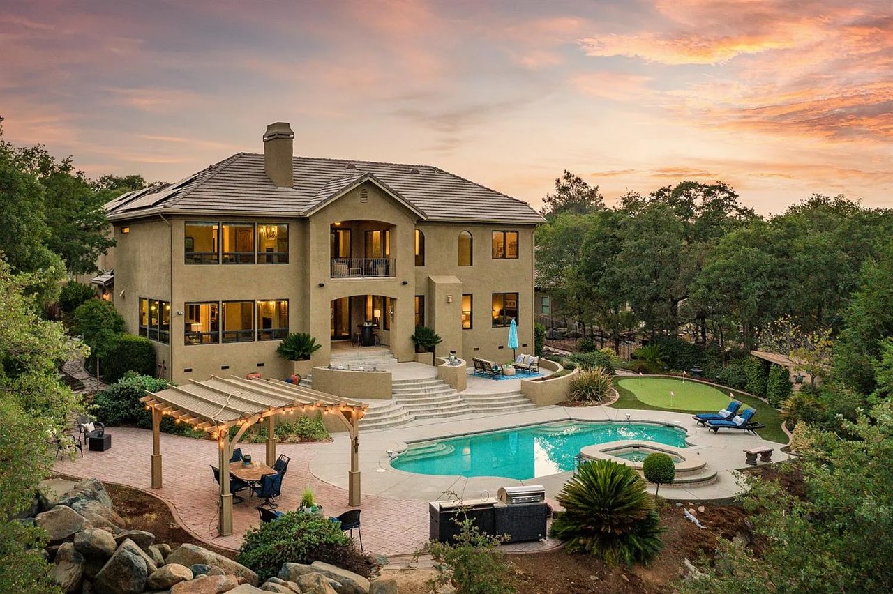 9866 Spyglass Cir
