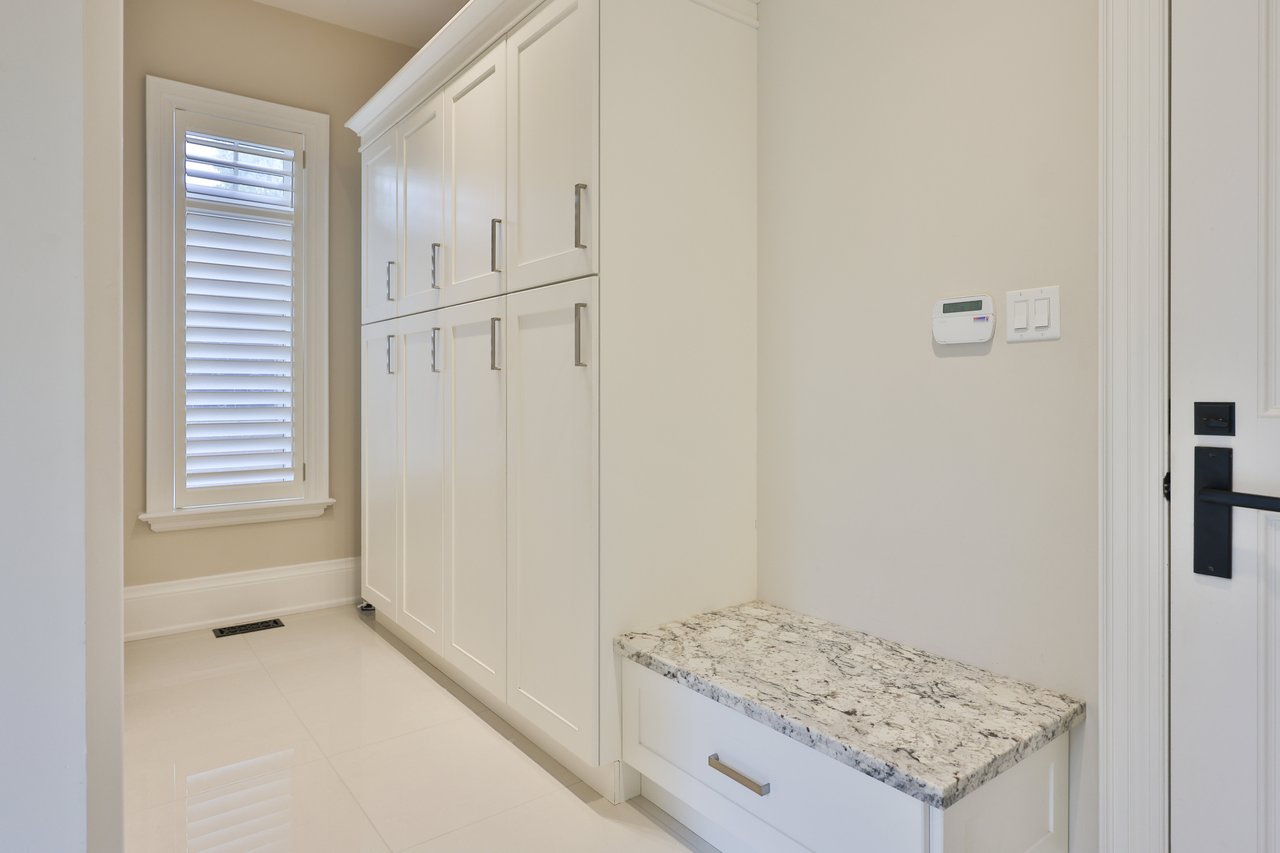 1356 Thornhill Drive