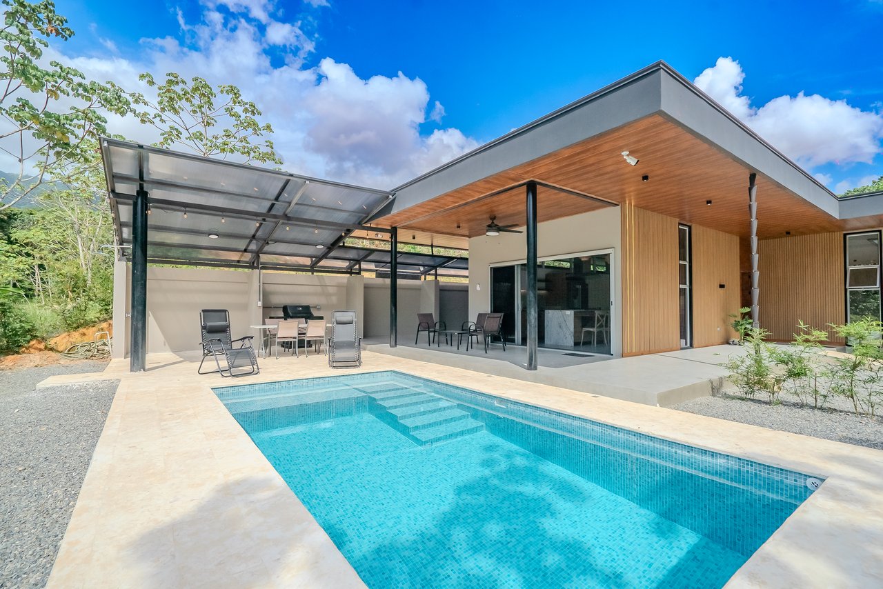 Brand New Tropical Jungle Home in Ojochal