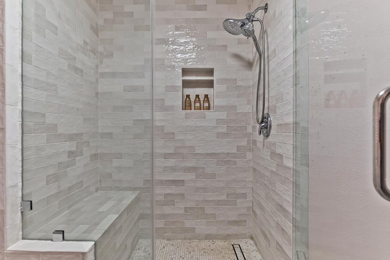 858 12th Street #4