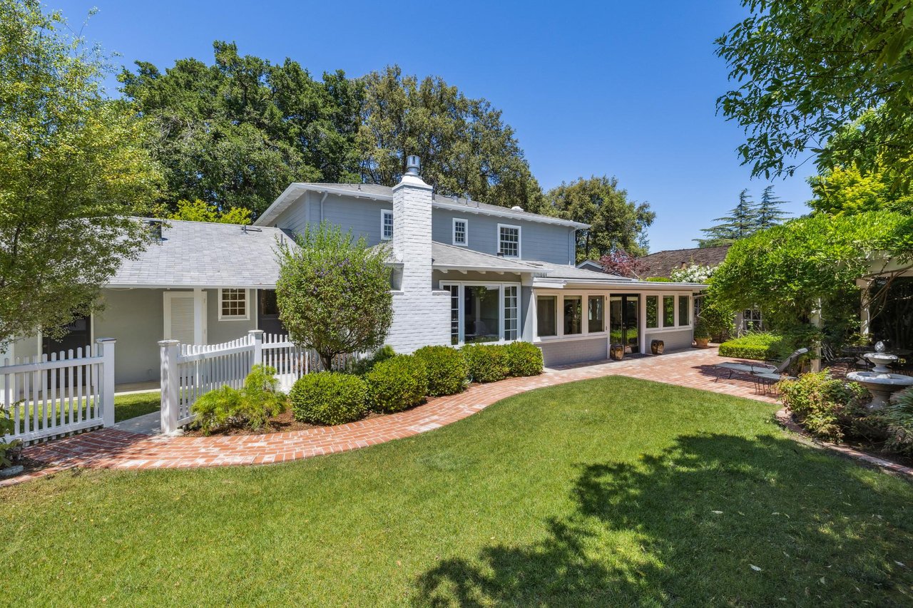 1714 Sweetbriar Drive