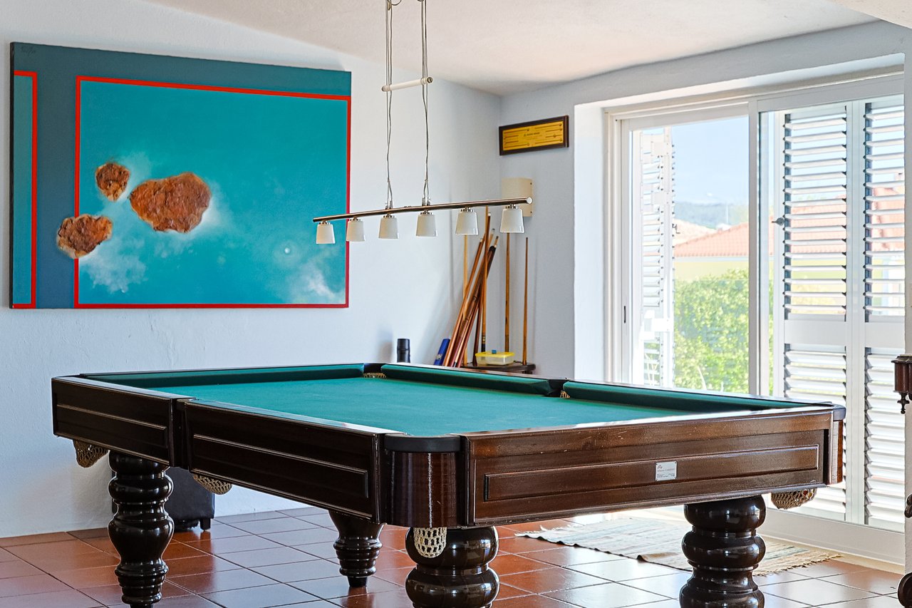 Exclusive 4,000 m² Estate in Azeitão with Tennis Court, Spa & Approved Development Project