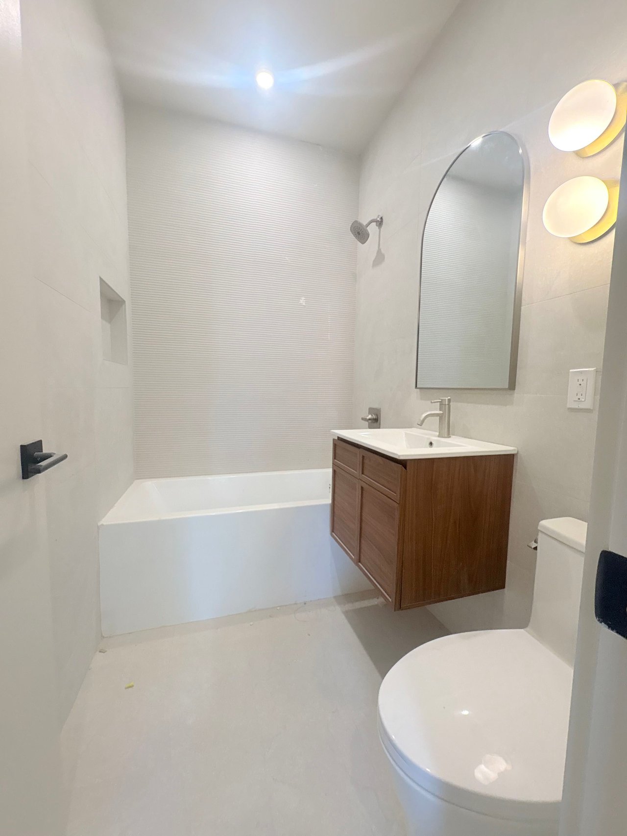 415 Himrod St 2R