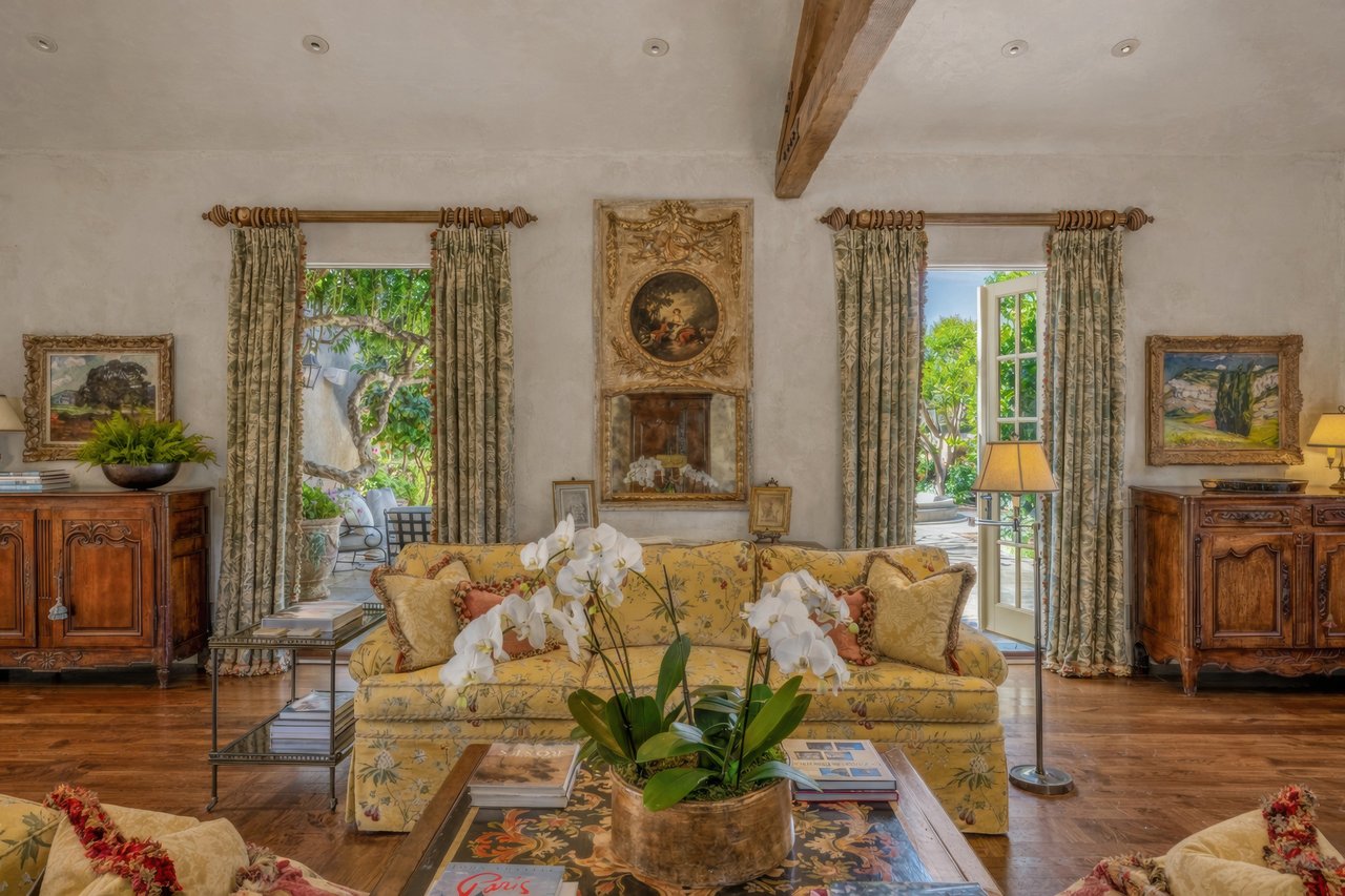 Mills Lane, St. Helena