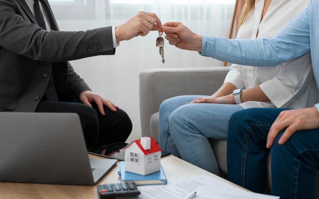 How to Choose the Best Real Estate Agent for Your Home Search