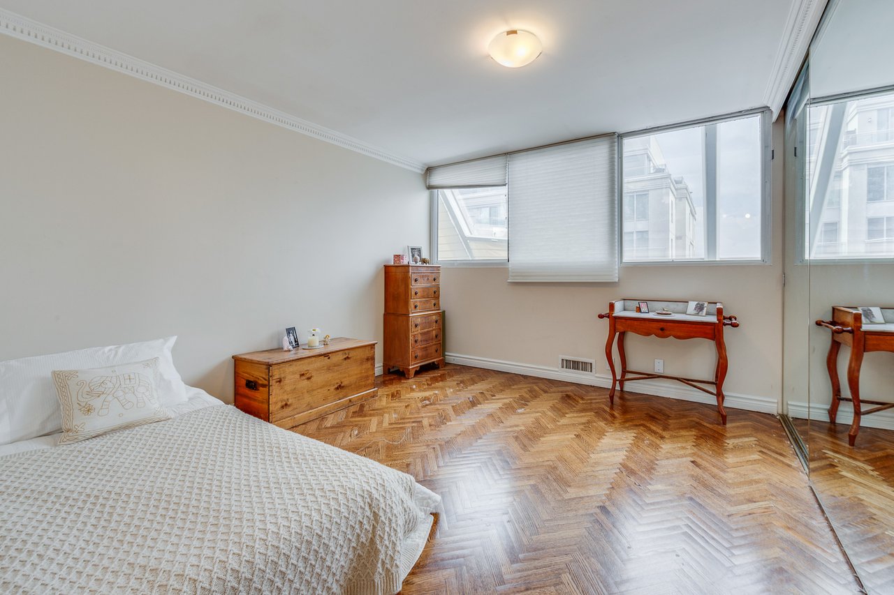 The South Penthouse at Lombard Court