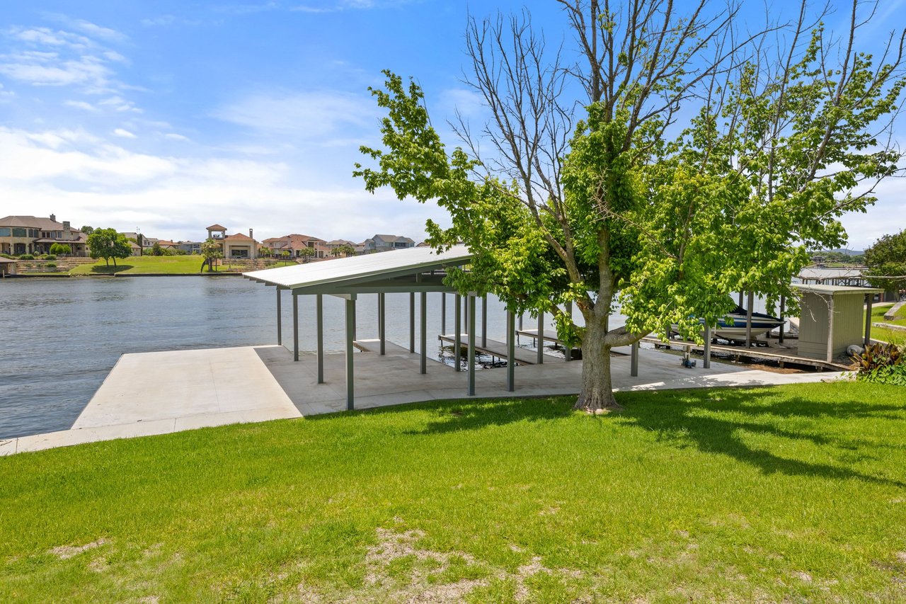 1514 Williams Lakeshore