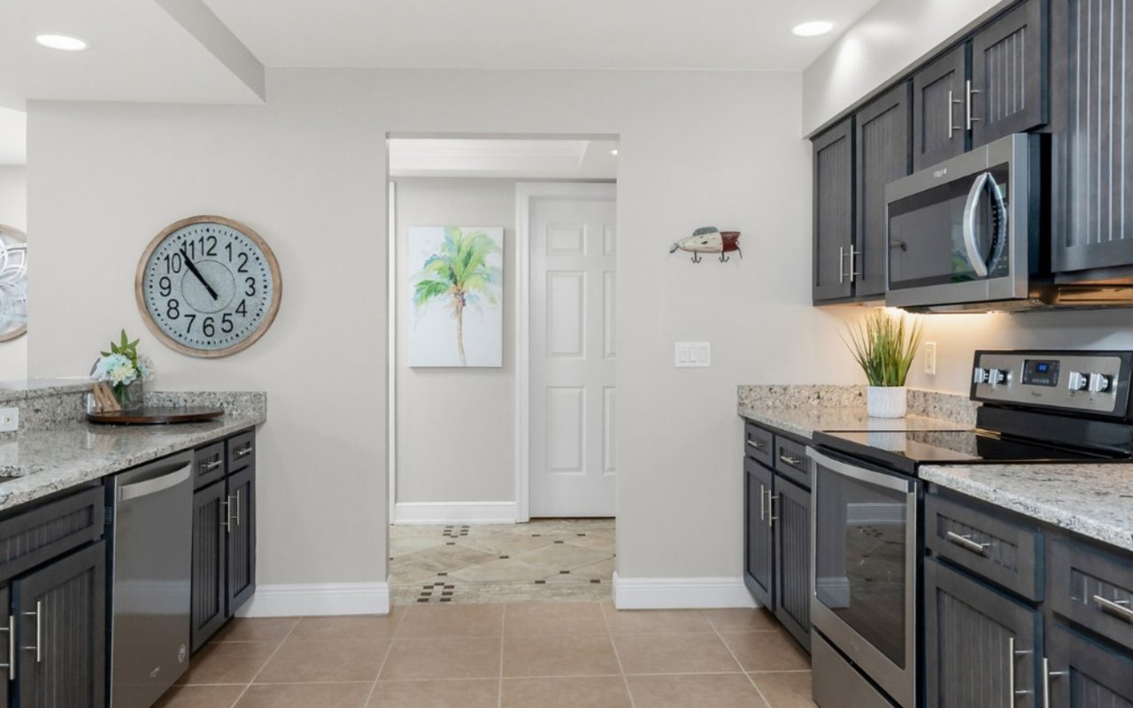 Renting vs. Buying in Burnt Store Marina: Which Is Right for You?