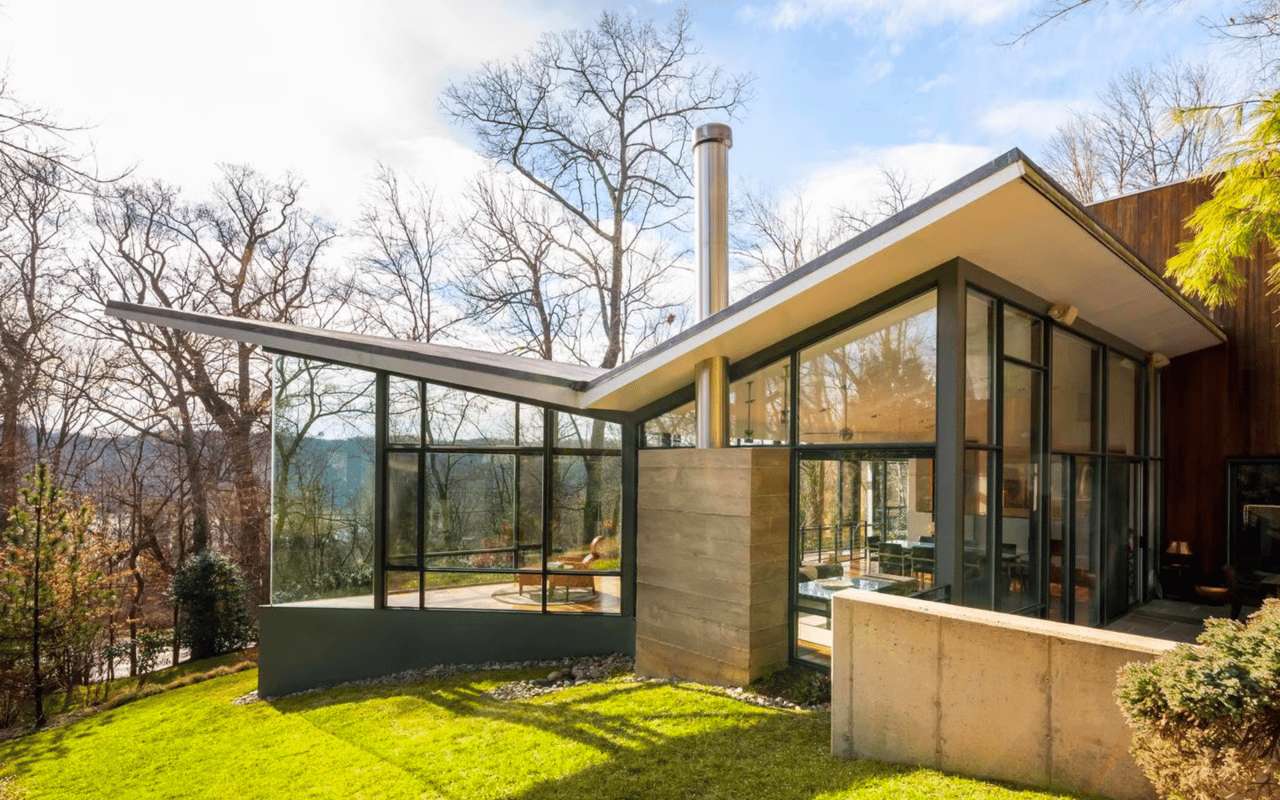 Location Matters: Finding High-Yield Modern Homes for Investment