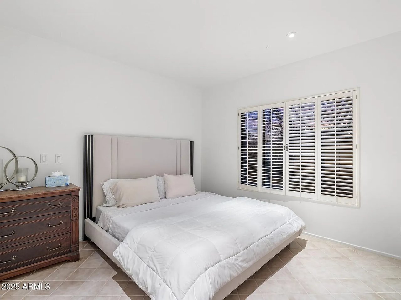 9422 E Happy Valley Road