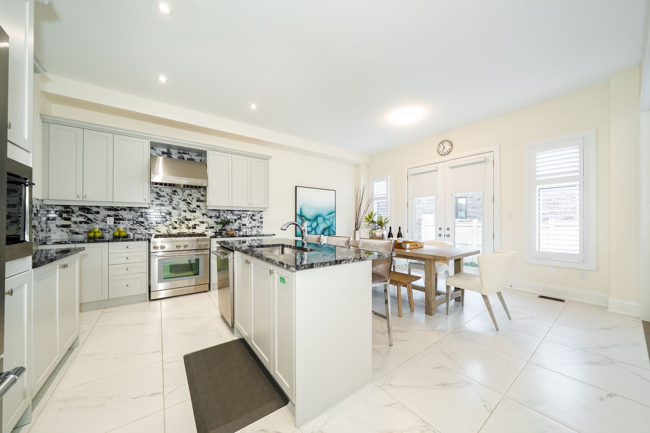 38 Bud Leggett Cres