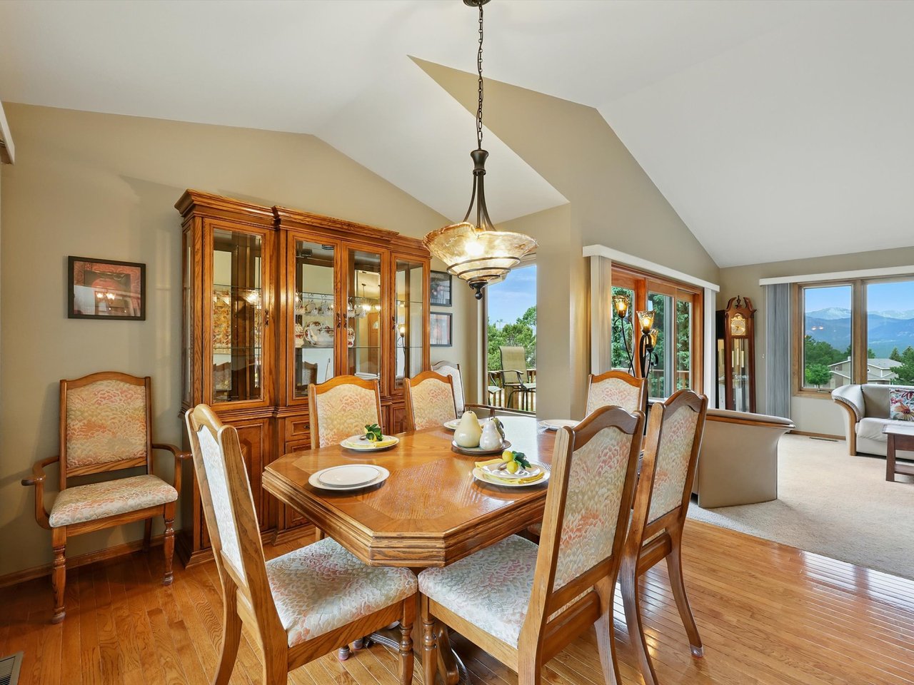440 Torrey Pines Way