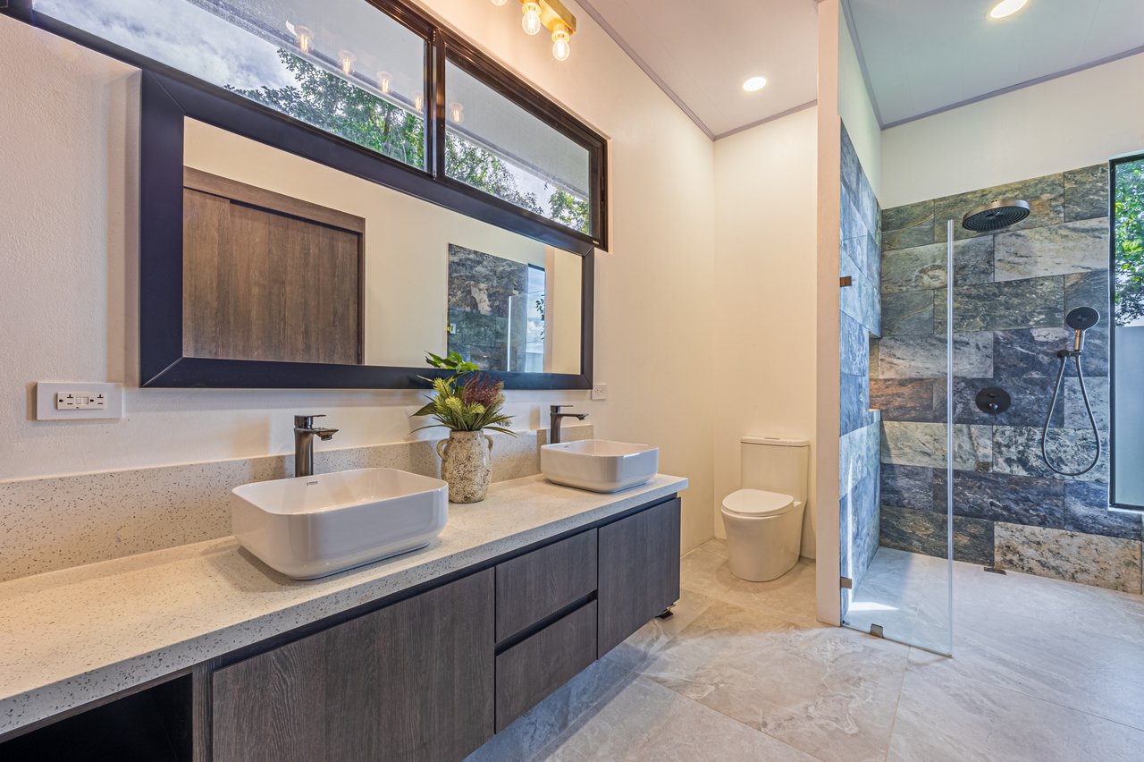 Villa del Altamonte, Best Ocean View Home in the Hills of Uvita.