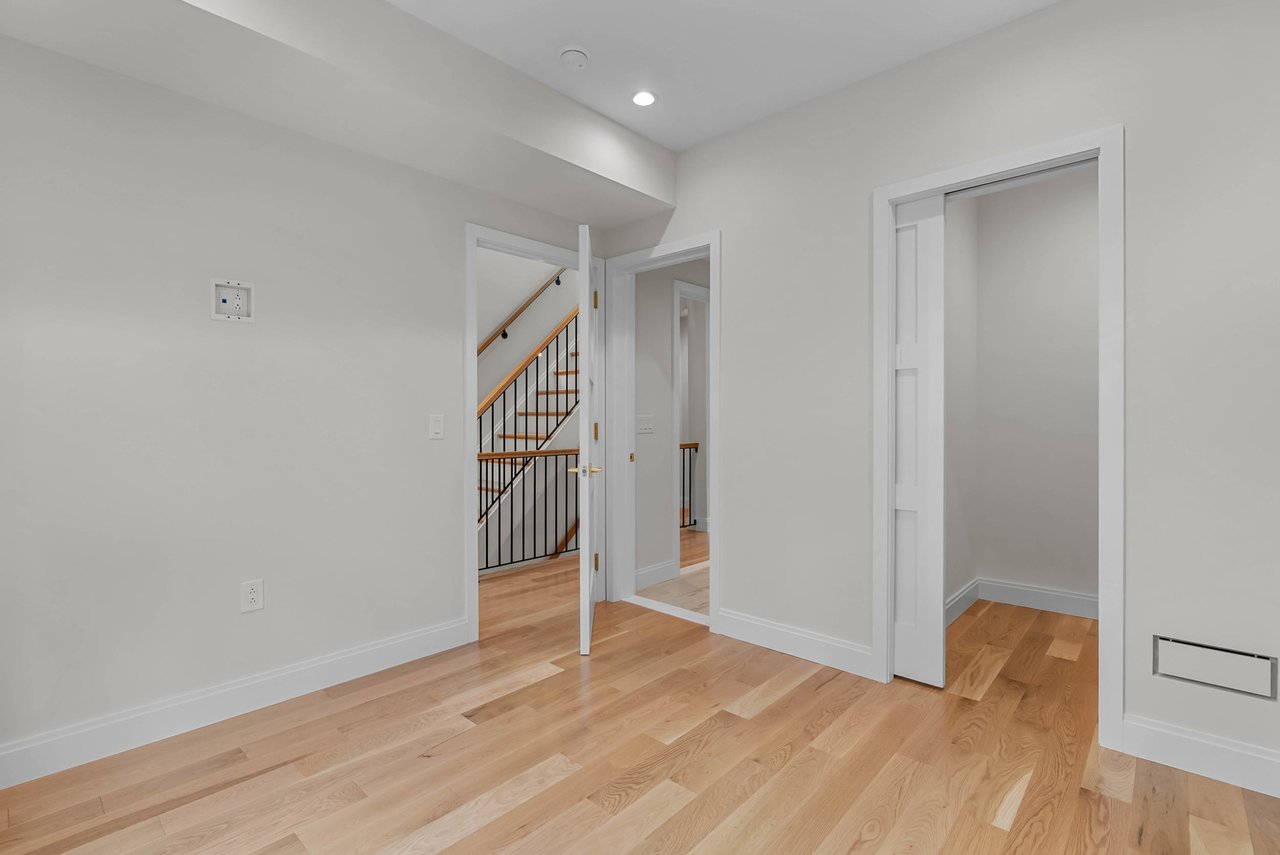 1100 Webster St #5, Philadelphia, PA 19147