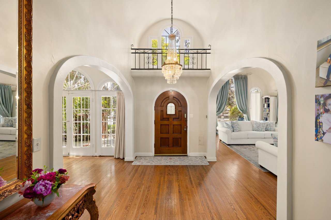 Hancock Park Exclusive Off-Market
